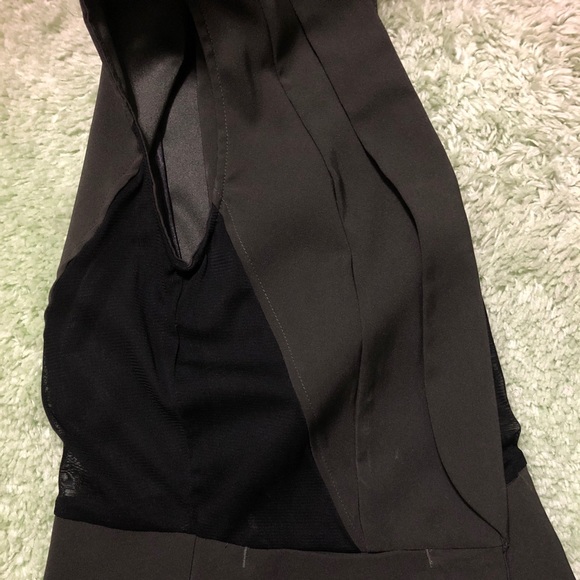 Army Green Vest - Picture 2 of 3